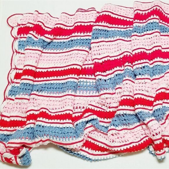 VINTAGE 1970s King Size Pastel Blue Pink Crochet Striped Afghan Comforter - Picture 6 of 7